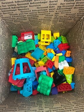 201 Pieces Mixed LEGO Duplo Blocks
